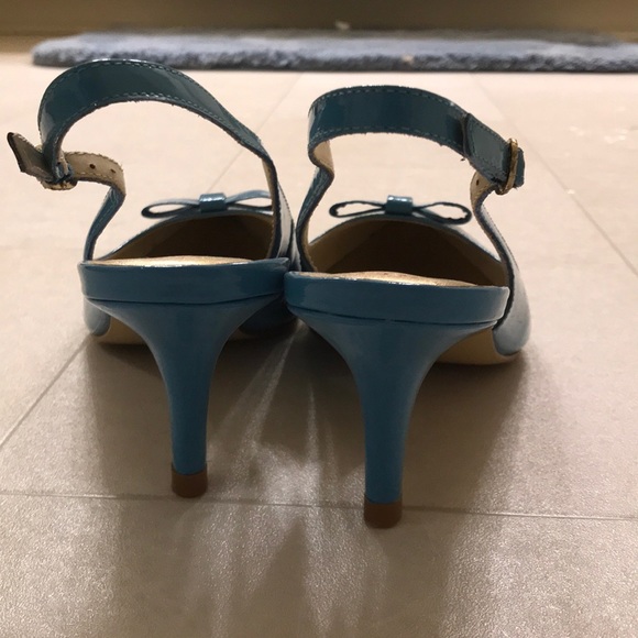 Lilly Pulitzer heel - Picture 2 of 5